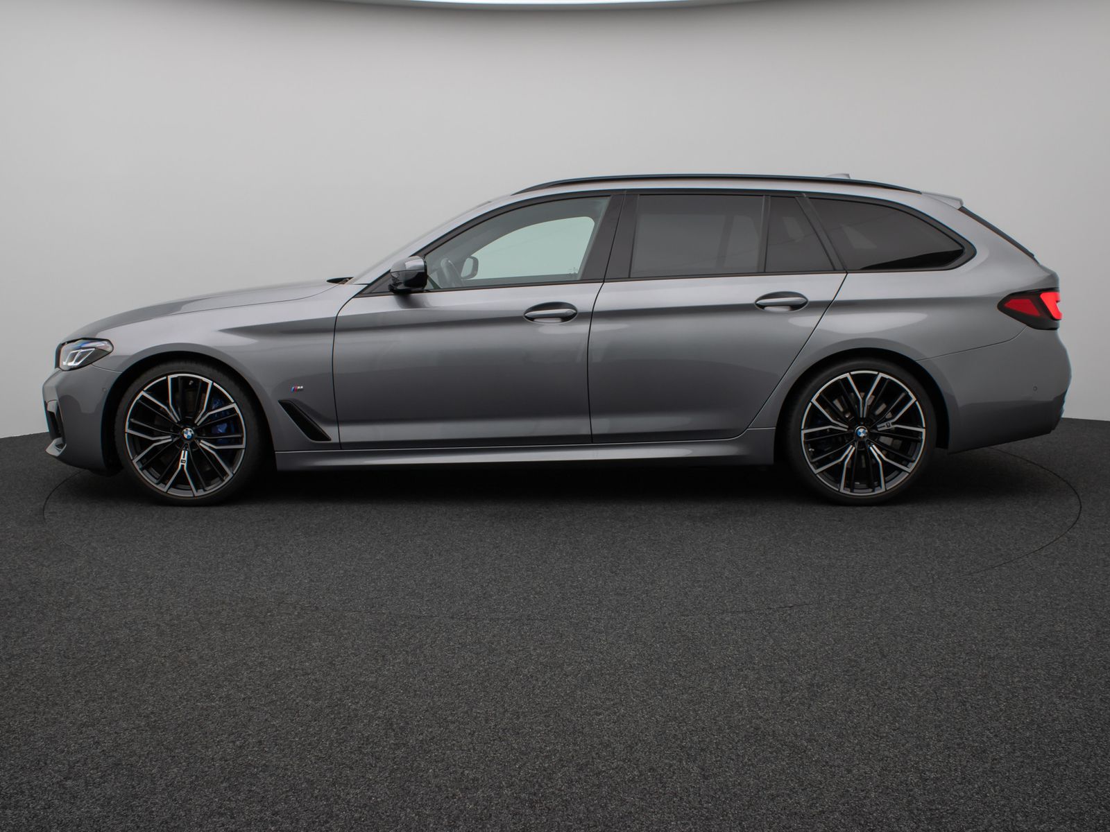 Fahrzeugabbildung BMW 540d xD M Sport Kamera Laser HUD DAB H/K Komfort