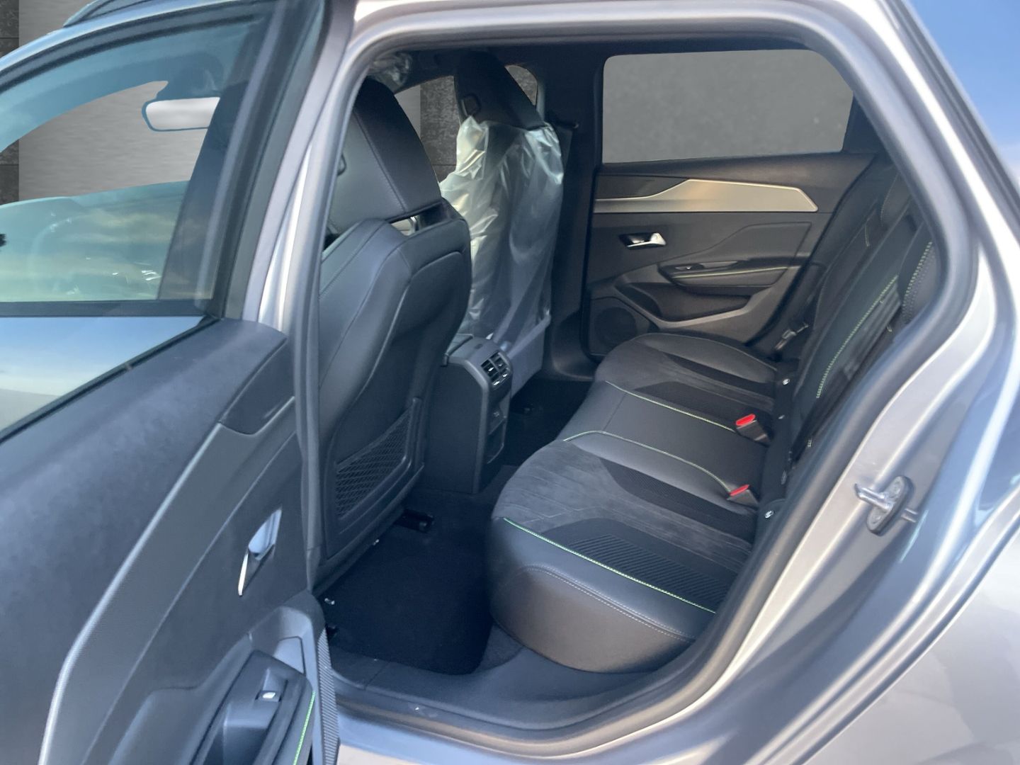 Peugeot 308 - Bild 9