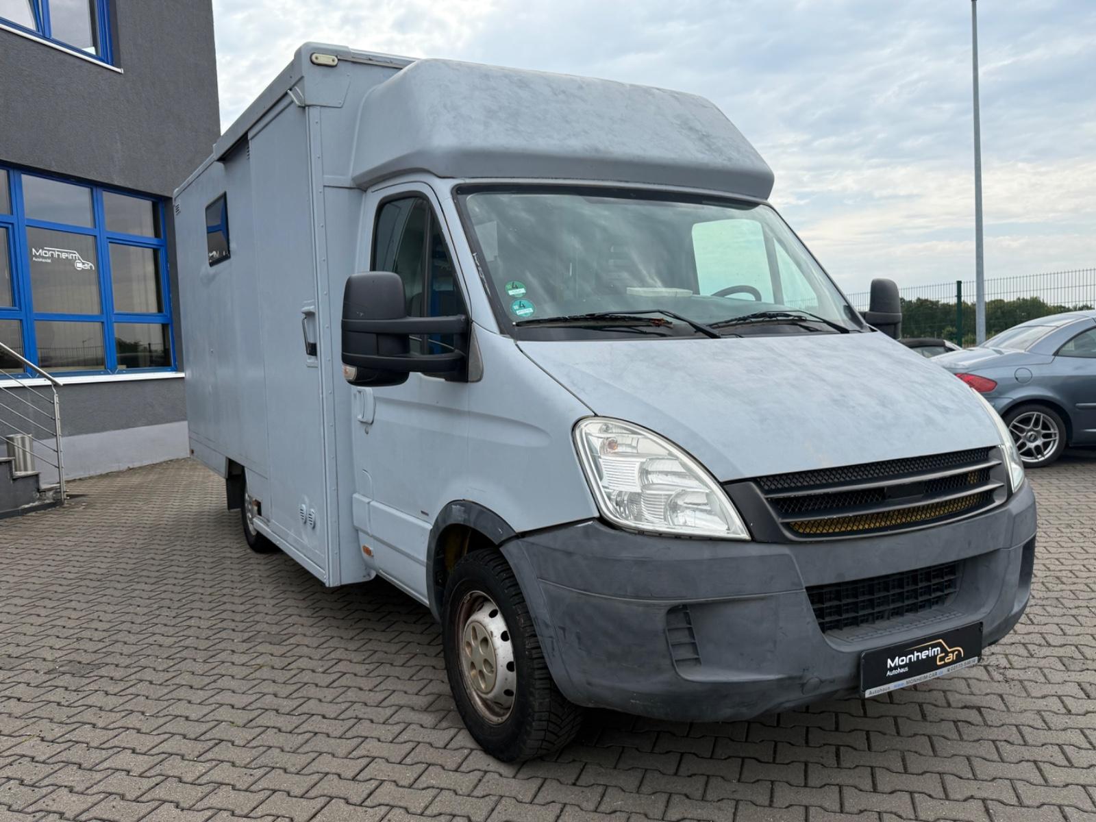 Iveco Daily zum Wohnmobile ausgebaut