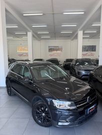 Volkswagen Tiguan - 2