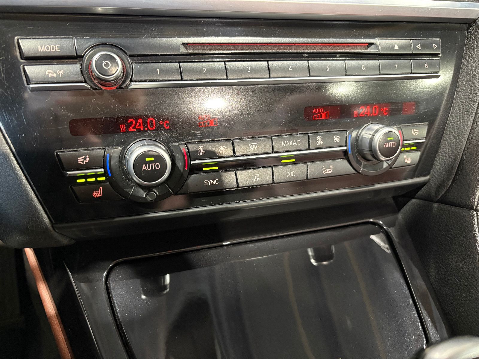 Fahrzeugabbildung BMW 640 Cabrio d xDrive/KAMERA/NAVI/MEMORY/BI-XENON