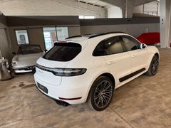PORSCHE Macan S, 1. Hand, Standheizung, Sport Design,AHK