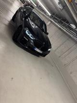 BMW X6 M50i Scheckheftgepflegt Restgarantie bei bmw  - graue BMW X6 M50