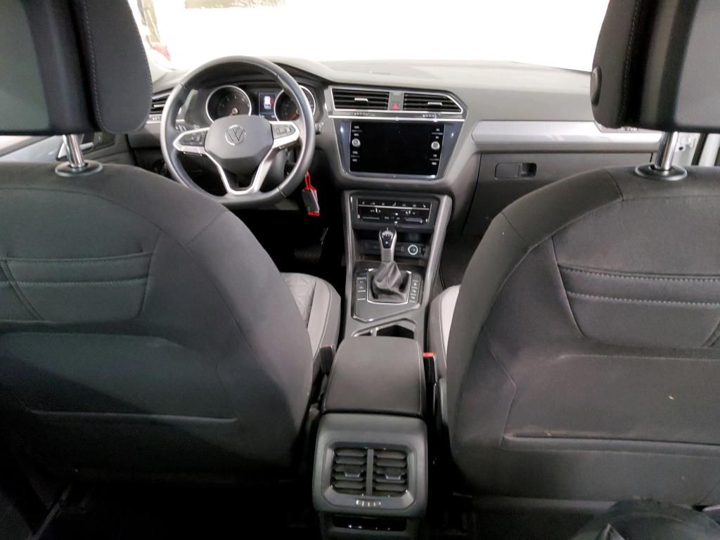 Fahrzeugabbildung Volkswagen Tiguan TSI Life DSG LED AHK Navi ACC RFK SH