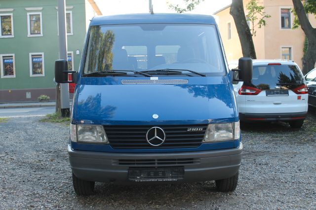 Mercedes-Benz Sprinter 210 2.9D LKW 5Si. Flach mLang Standhei.