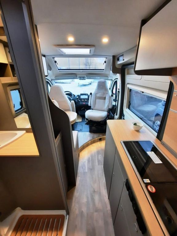 Fahrzeugabbildung LMC Innovan 600 Verfüg./Sparen Sie 15.981,- €