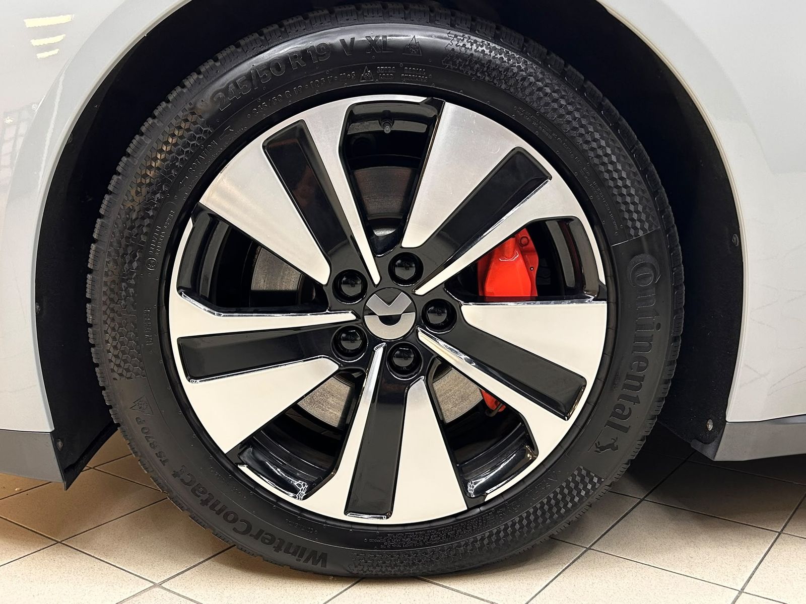 Fahrzeugabbildung NIO ET7 AWD BATTERI INKL PANO+HEAD+360+ACC+LED+AHK+