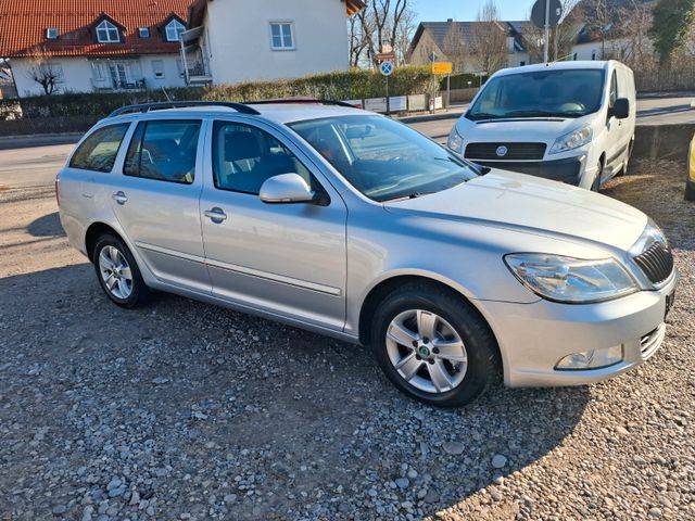 Skoda Octavia Combi 1.6 TDi. Alu.Euro 5.