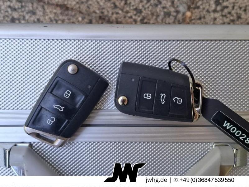 Volkswagen Touran Comfortline DSG MATRIX/ACC/MASSAGE/KAMERA, миниатюра 9
