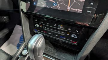 Volkswagen Passat 2.0 TDI Elegance ACC+KAM+MATRIX+AHK