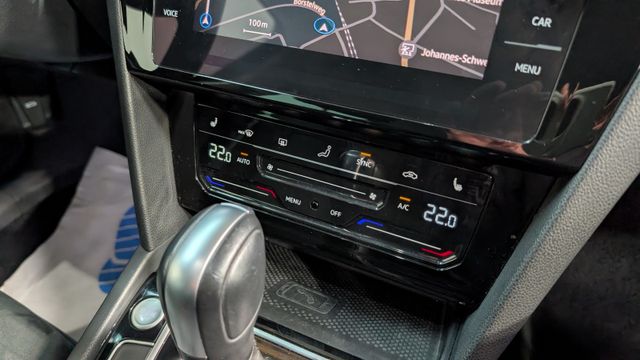 Volkswagen Passat 2.0 TDI Elegance ACC+KAM+MATRIX+AHK