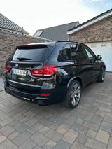 BMW X5 xDrive40d - - BMW X5 von privat
