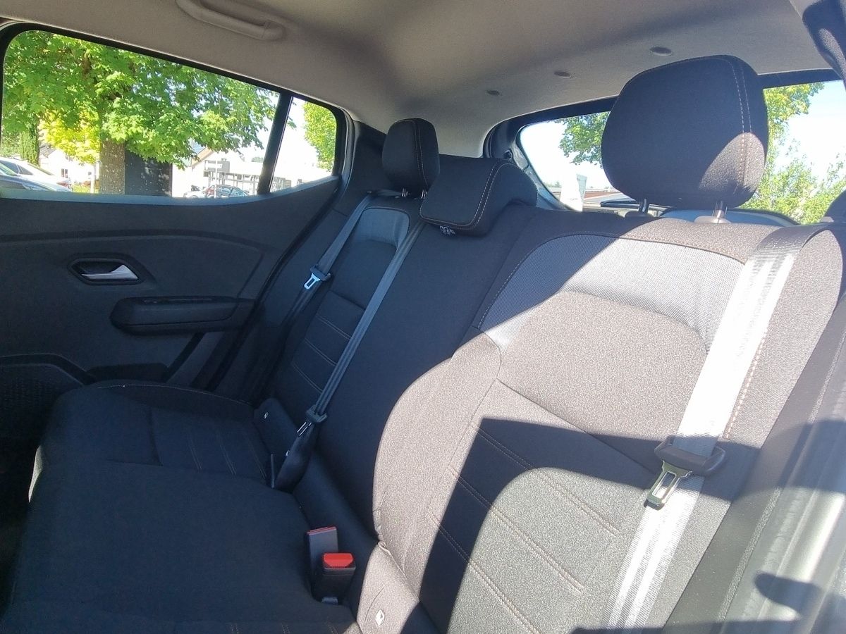 Fahrzeugabbildung Dacia Sandero Stepway Expression TCe 110
