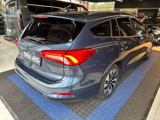 Ford Focus  Turnier Cool & Connect Automatik