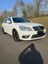 Skoda Octavia Rs (2.0 TDI) - Skoda Octavia aus 2009 mit Diesel-Antrieb