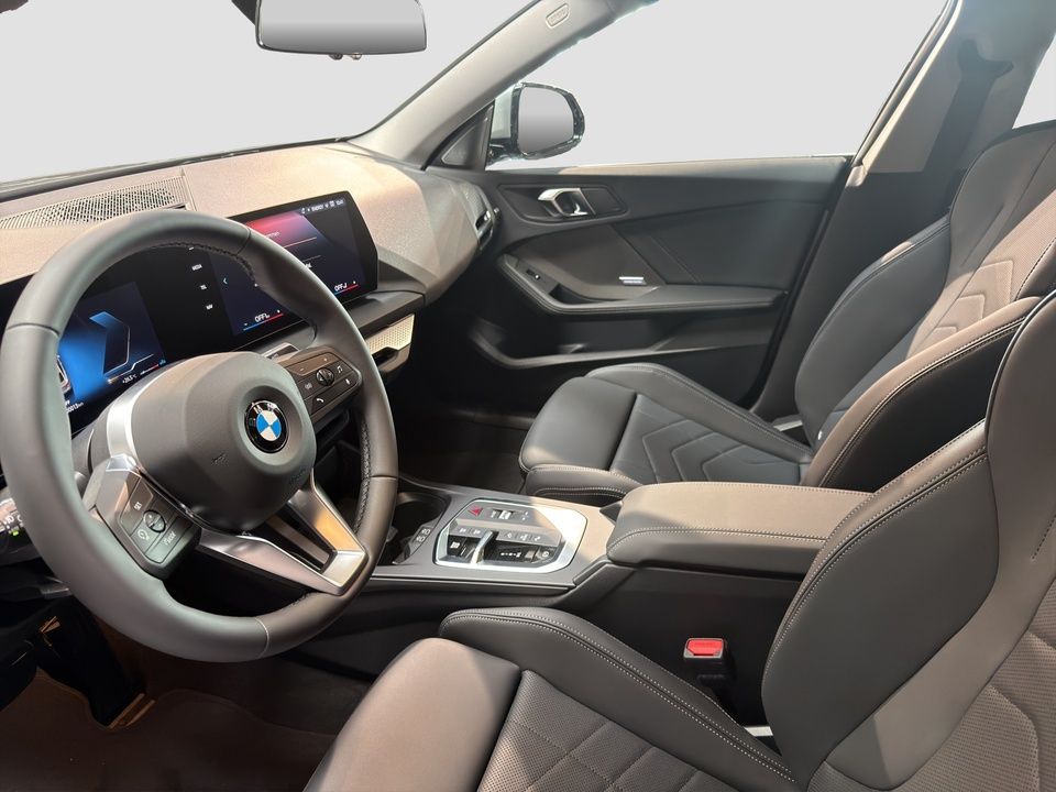 BMW 216 Gran Coupé - Bild 10