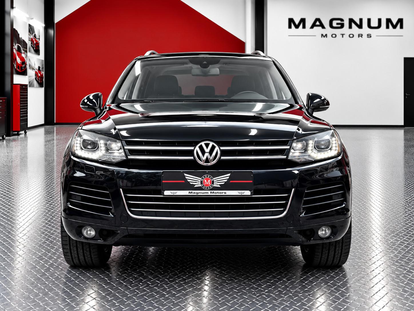 VOLKSWAGEN TOUAREG V6 TDI 3.0 245ch EXCLUSIVE 4MOTION - SUSPENSION PNEUMATIQUE - TOIT PANORAMIQUE - SIÈGES CUIR VENTILÉS - CHAUFFAGE AUXILIAIRE - ATTELAGE 3,5T