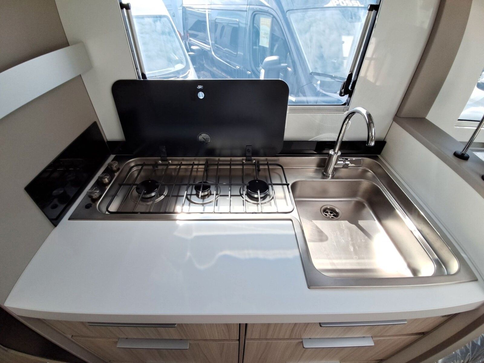 Fahrzeugabbildung Adria Compact DL 60Y