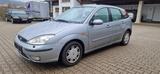 Ford Focus 1,6 Ghia - Ford Focus aus 2003: Ghia