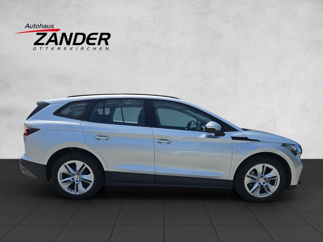 Fahrzeugabbildung SKODA Enyaq 60 Loft Navi,AHK,LED,SHZ,Klima 3 Zonen