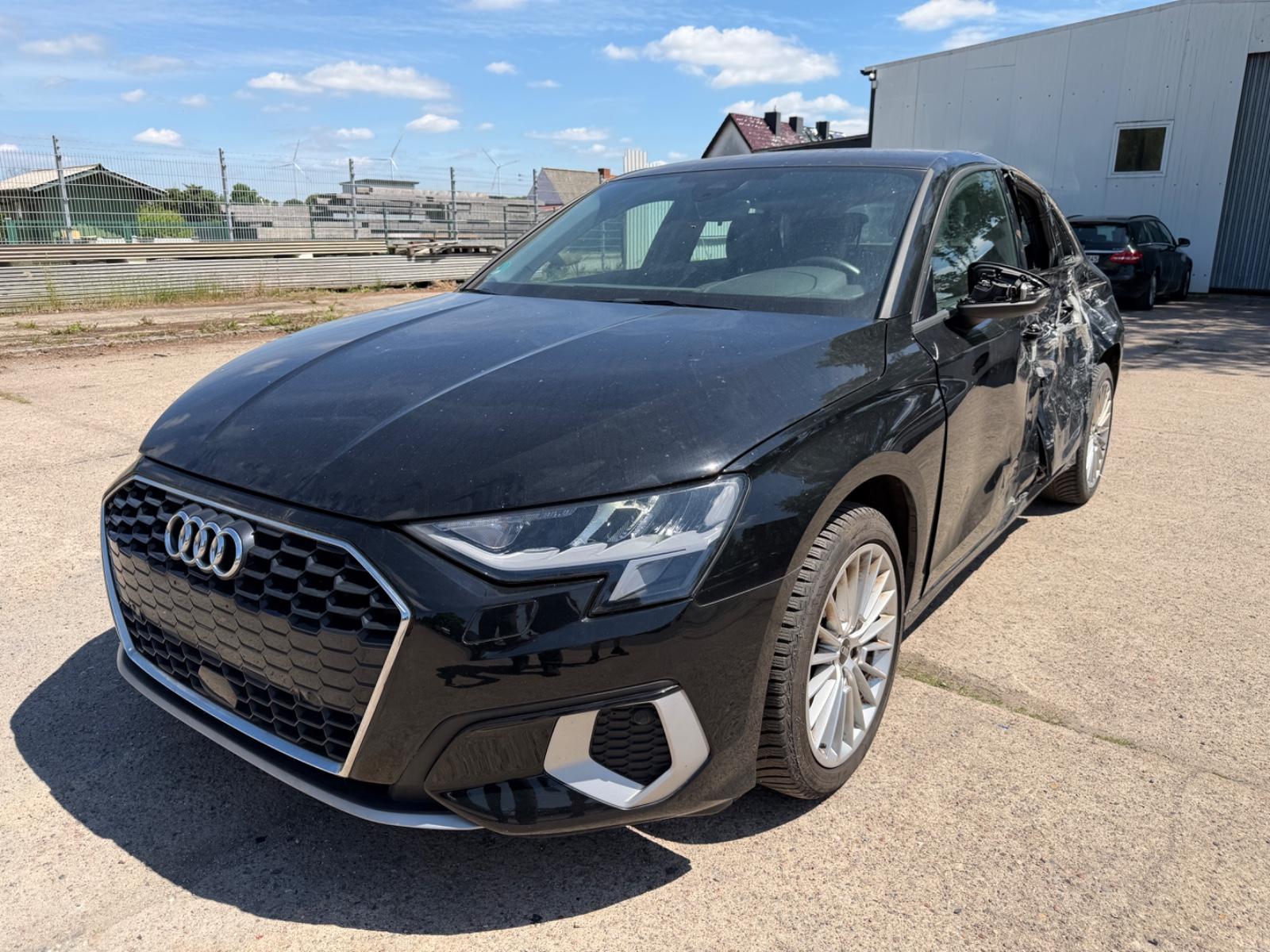 Audi A3 Sportback 30 TFSI advanced