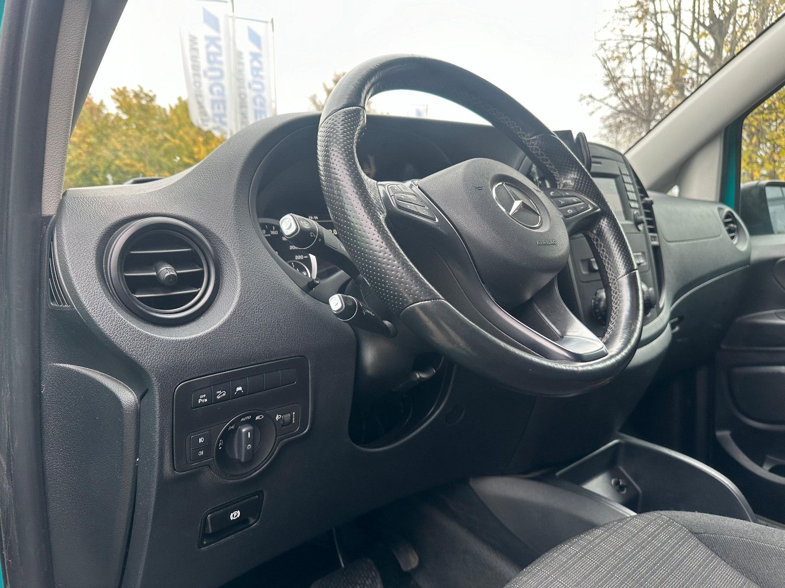Fahrzeugabbildung Mercedes-Benz Vito 114 4Matic Lang *NAVI*TEMPO*SH*KAMERA*