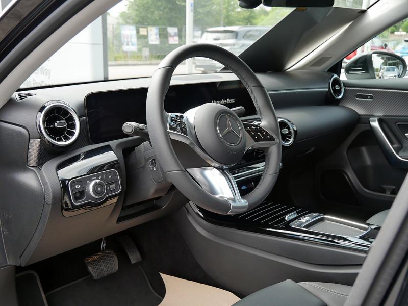 Mercedes-Benz A 250 e , PROGRESSIVE AHK KAMERA SPUR STANDH PDC