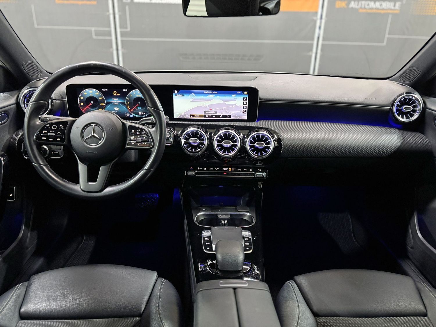 Fahrzeugabbildung Mercedes-Benz A 250 e Style Limousine AMG Felge#LED#Distr#MBUX