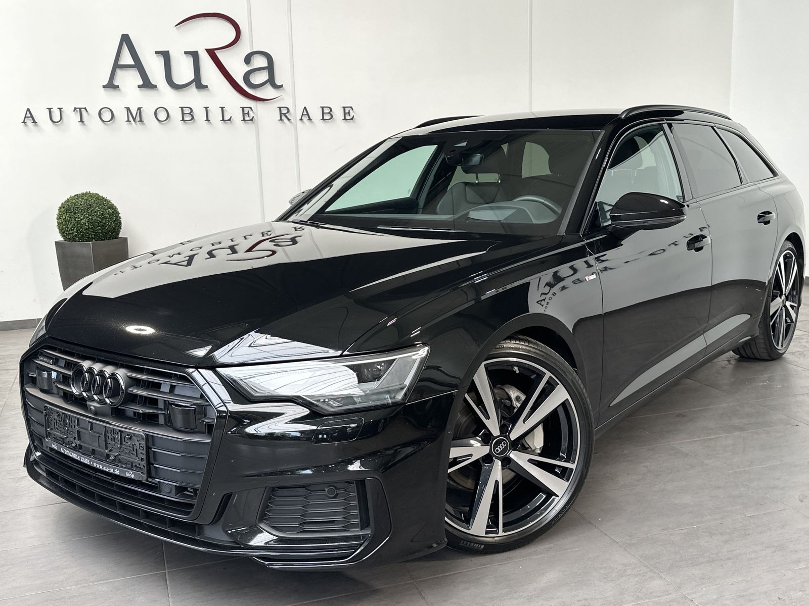 Fahrzeugabbildung Audi A6 Avant 45 TFSI Qu S-Line NAV+LED+B&O+360°+AHK