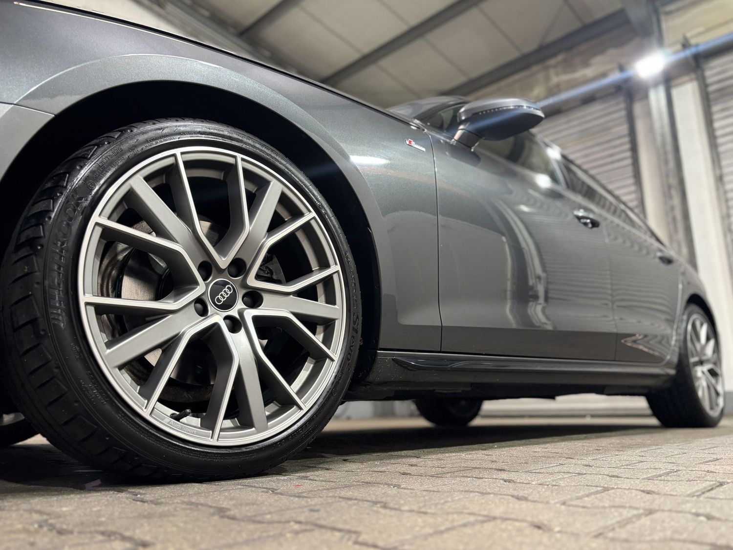 Fahrzeugabbildung Audi A4 35 TDI S line #LED#Digital#Tempomat#AHK#Ambie