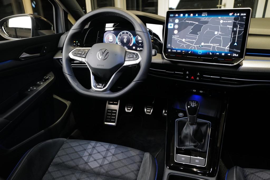 Volkswagen Golf VIII 1.5TSI R-Line Black Style AHK Pano 360, миниатюра 18