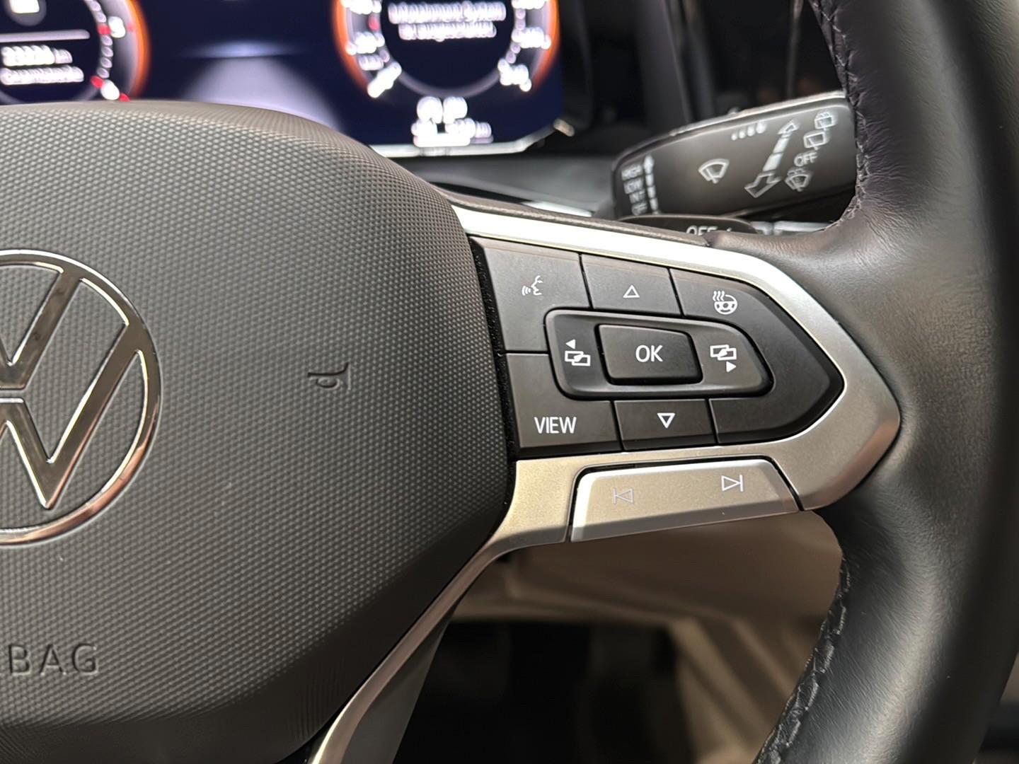 Volkswagen T7 Multivan Edition ACC Navi RFK IQ-LED 3-ZK, миниатюра 19