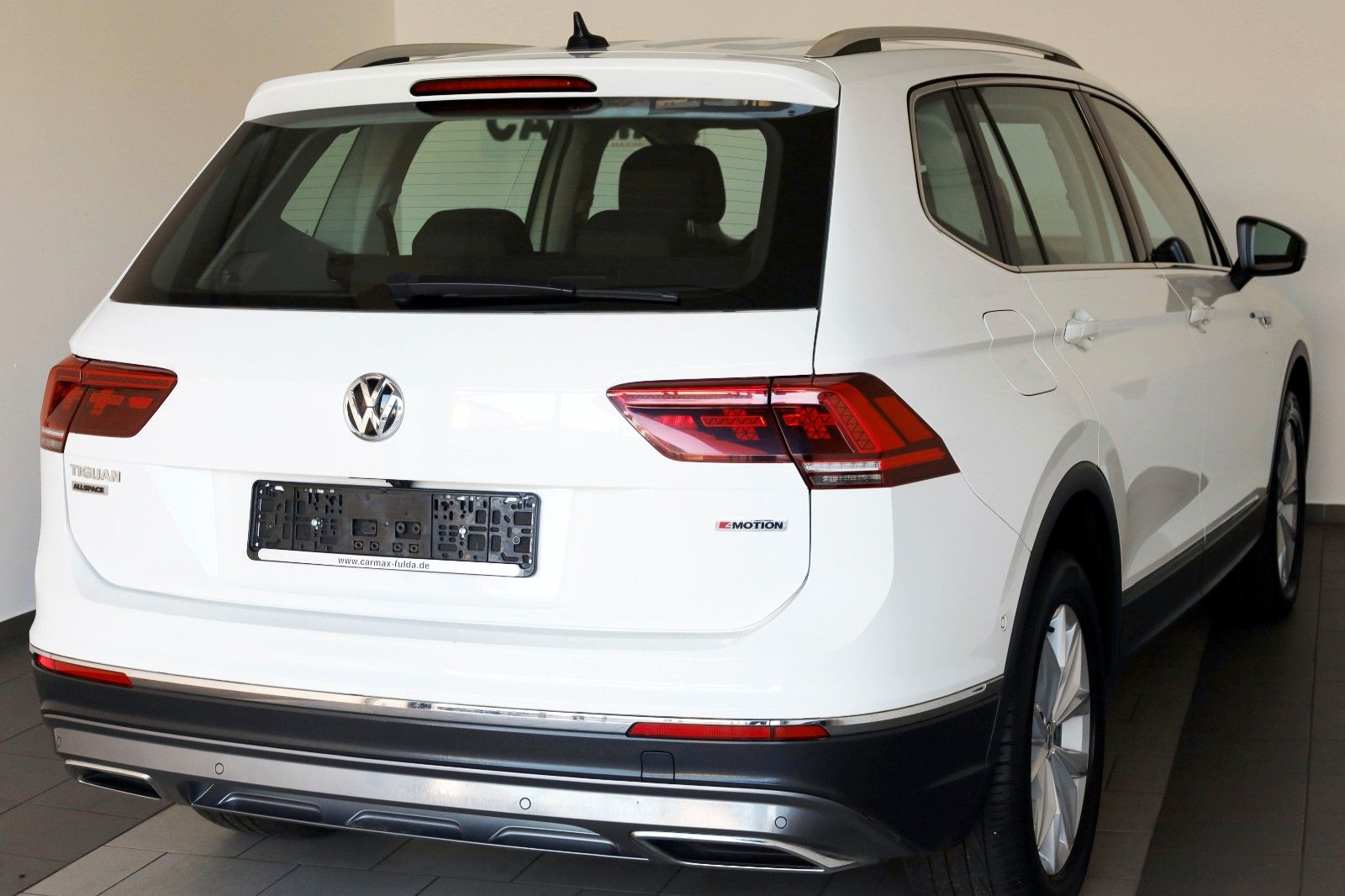 Fahrzeugabbildung Volkswagen Tiguan Allspace Highline 4M Navi,LED,360°,ACC,SH