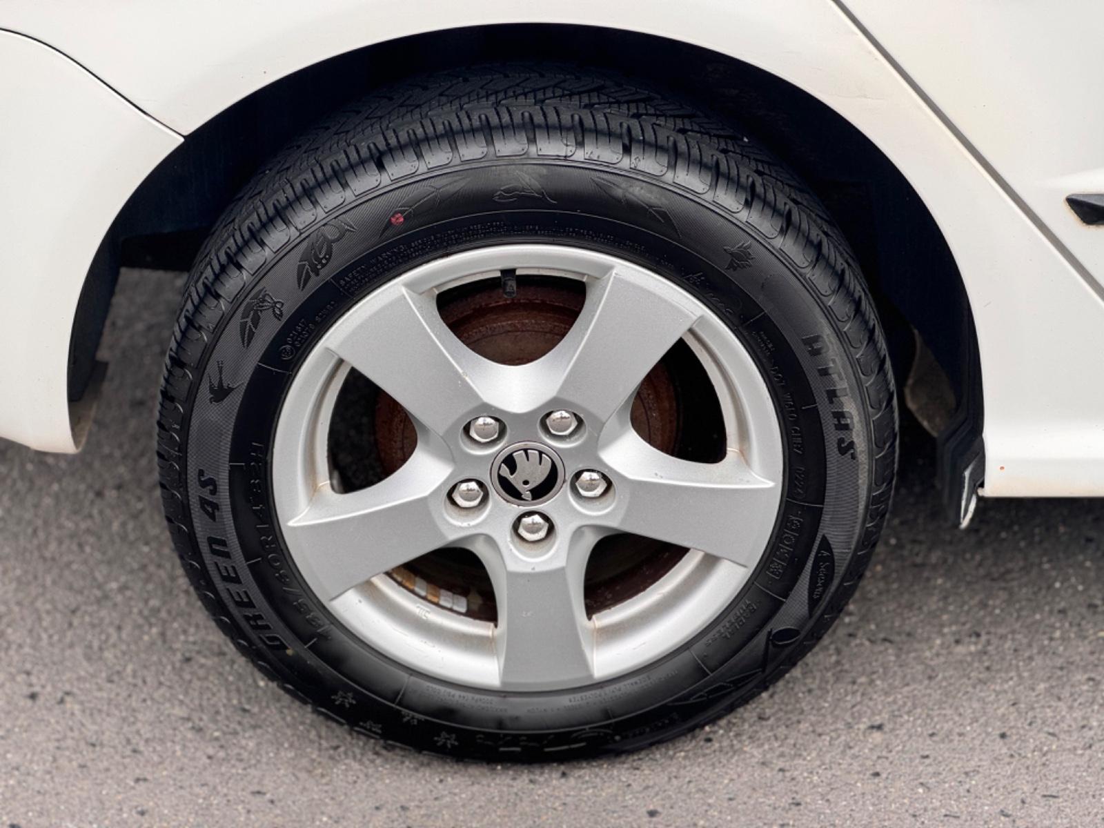 Skoda Fabia 2005 — photo 10