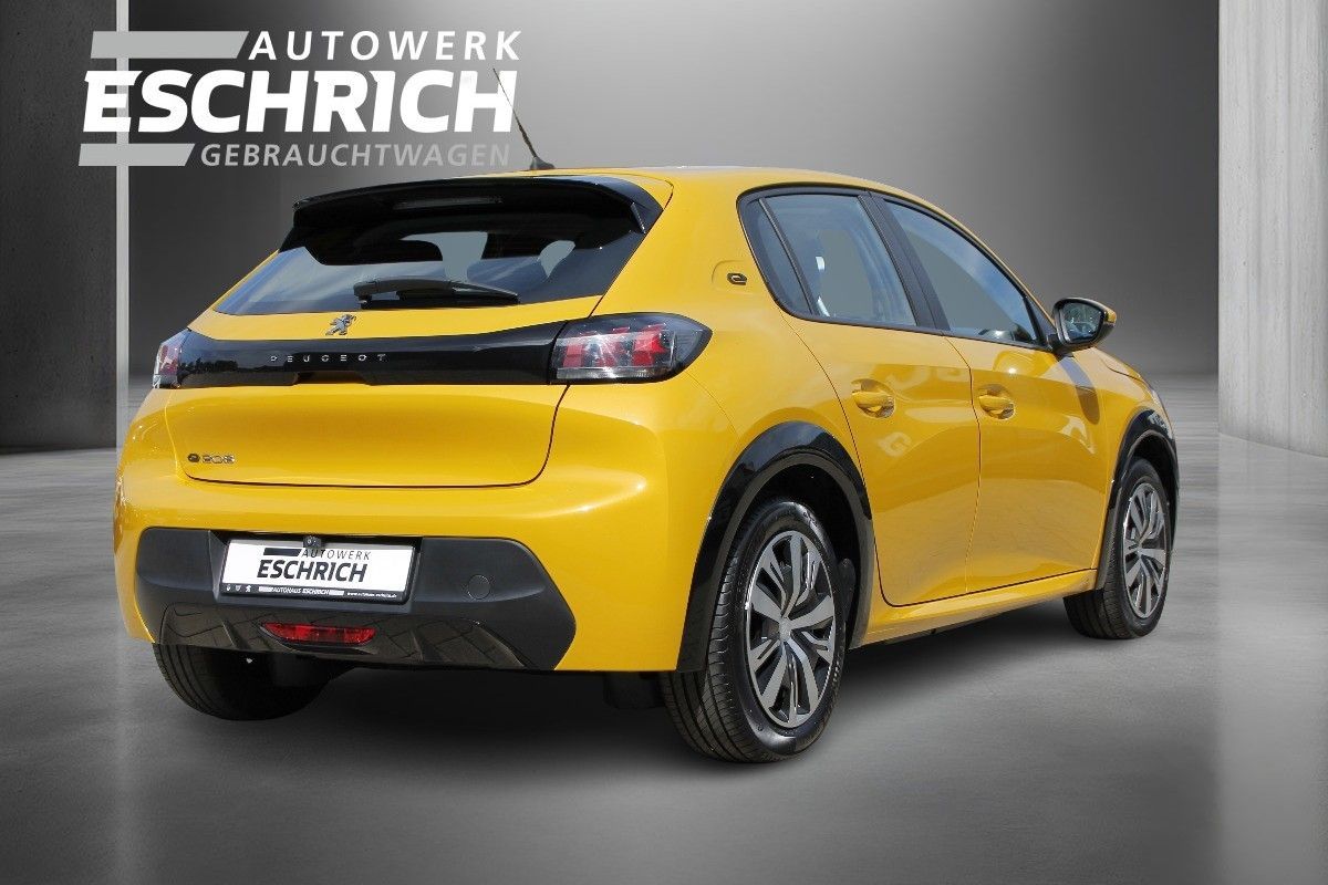 Fahrzeugabbildung Peugeot e-208 Active