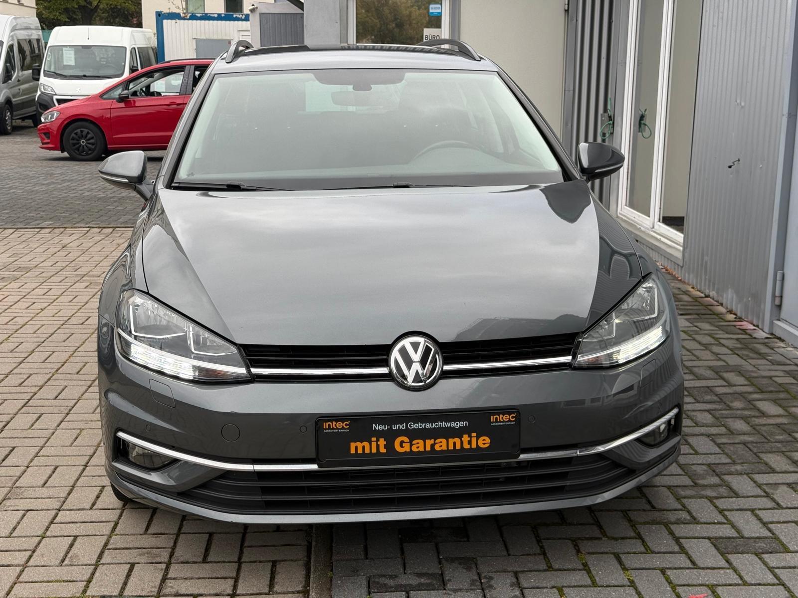 Volkswagen Golf VII 1.5 TSI Variant+Navi+Klimaaut+ACC