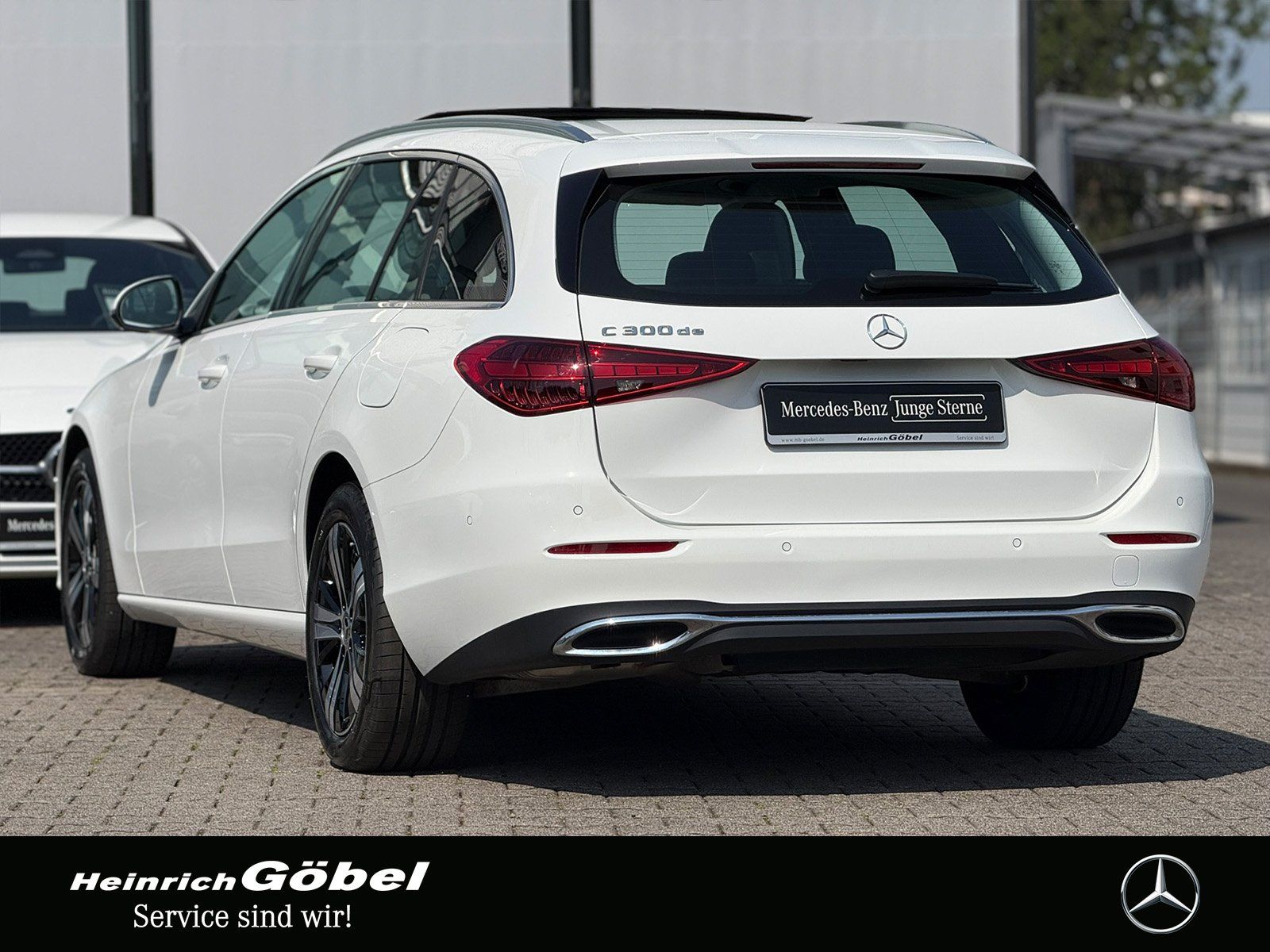 Fahrzeugabbildung Mercedes-Benz C 300 de T PANO*AHK*AMBIENTE*ELEK.HECKKLAPPE*