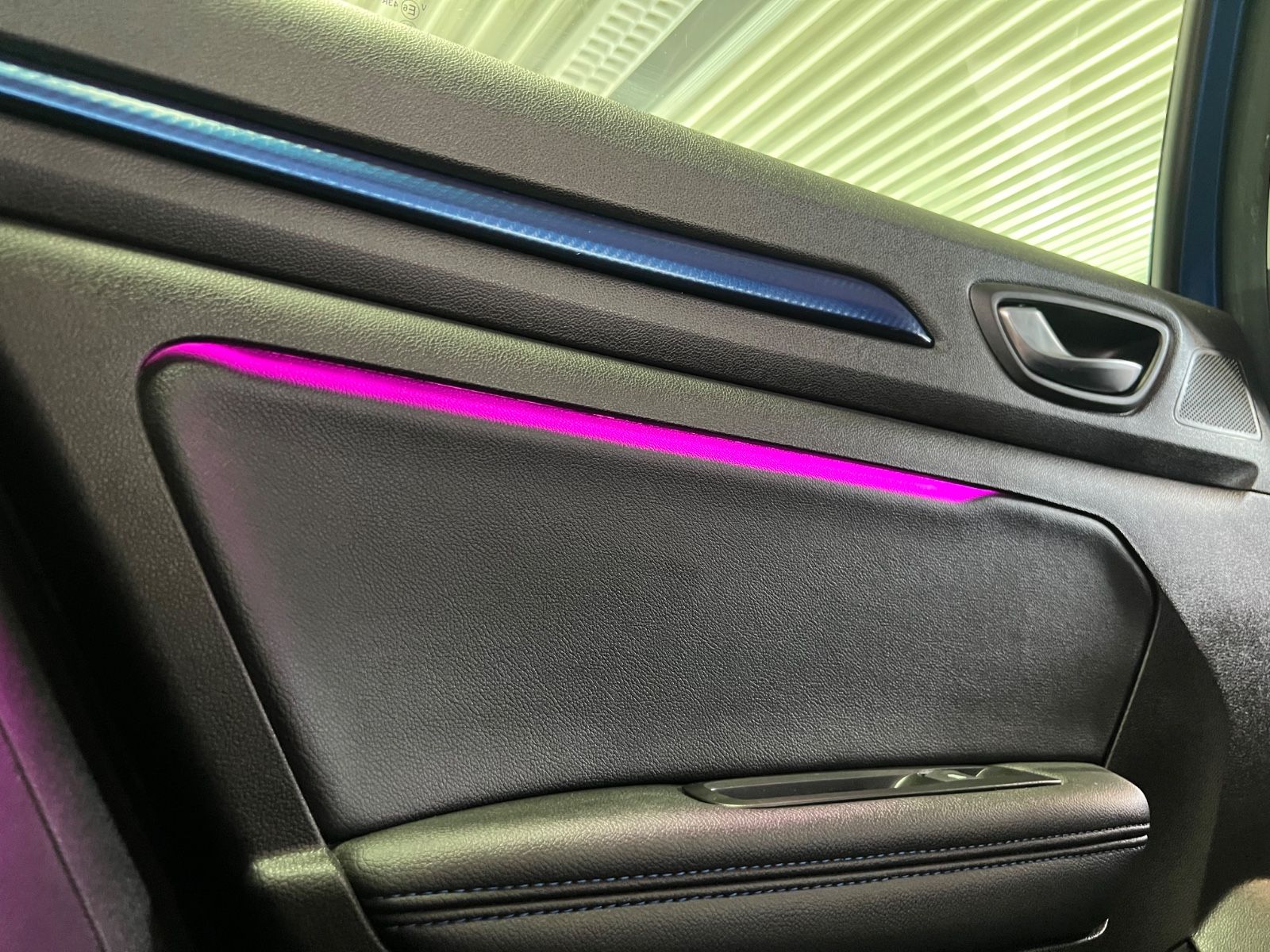 Fahrzeugabbildung Renault Megane IV Grandtour GT-Line *SCHALENSITZE*
