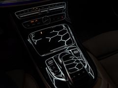 MERCEDES-BENZ E 250 T Avantgarde*WIDE*LEDER*HEADUP*360*AMBIENT