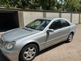 Mercedes-Benz C240 V6 W203 Automatik - Mercedes-Benz C 240 aus 2001