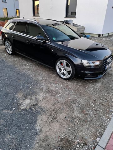 Audi A4 2.0 TDI 130kW S line Avant S line