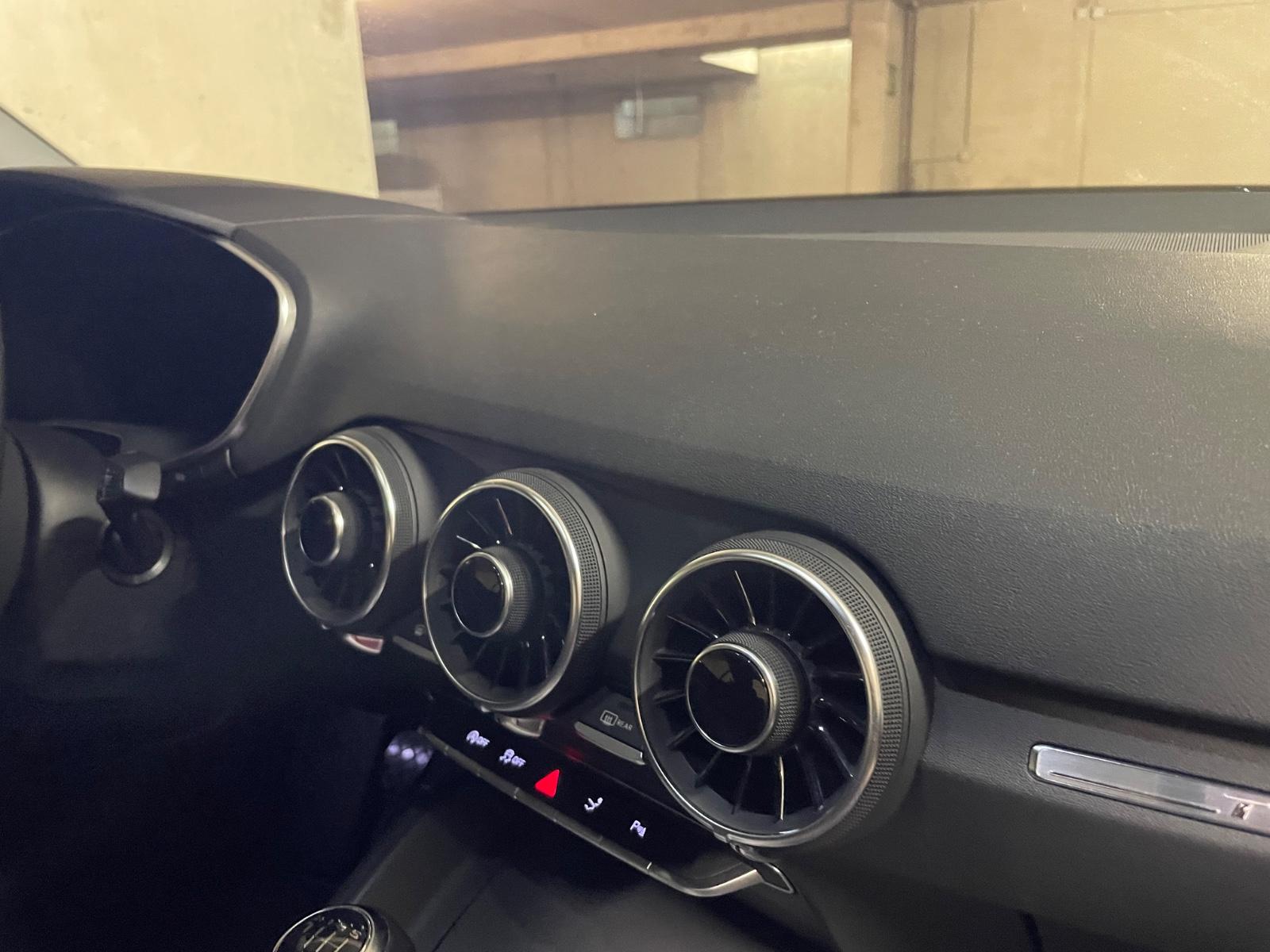 Audi TT Coupe 1.8 TFSI -