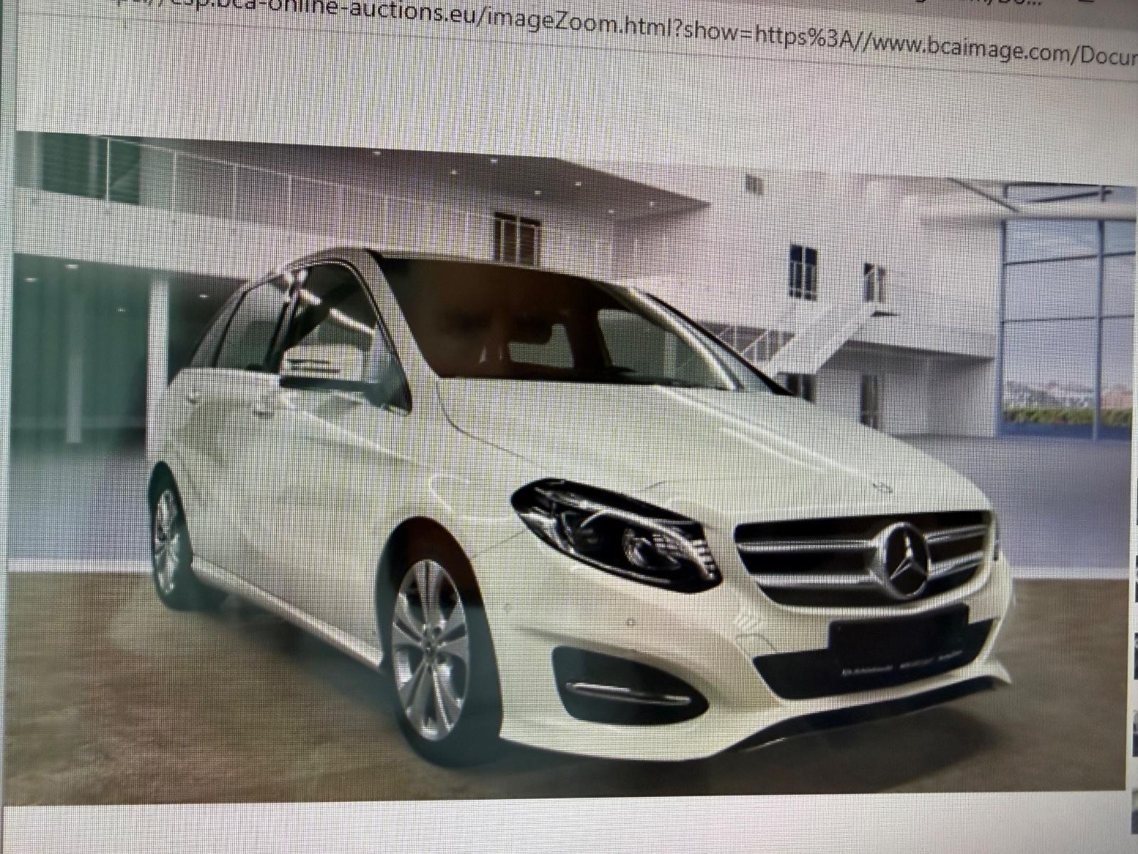 Mercedes-Benz B 200 AUTOMATIK Navi LED Tempo AnhKpl. Teilleder