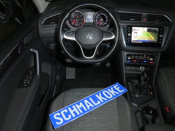 Volkswagen Tiguan - 12