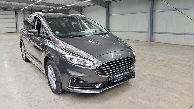 Ford S-MAX Hybrid Titanium 7-Sitzer · LED · Winterrei