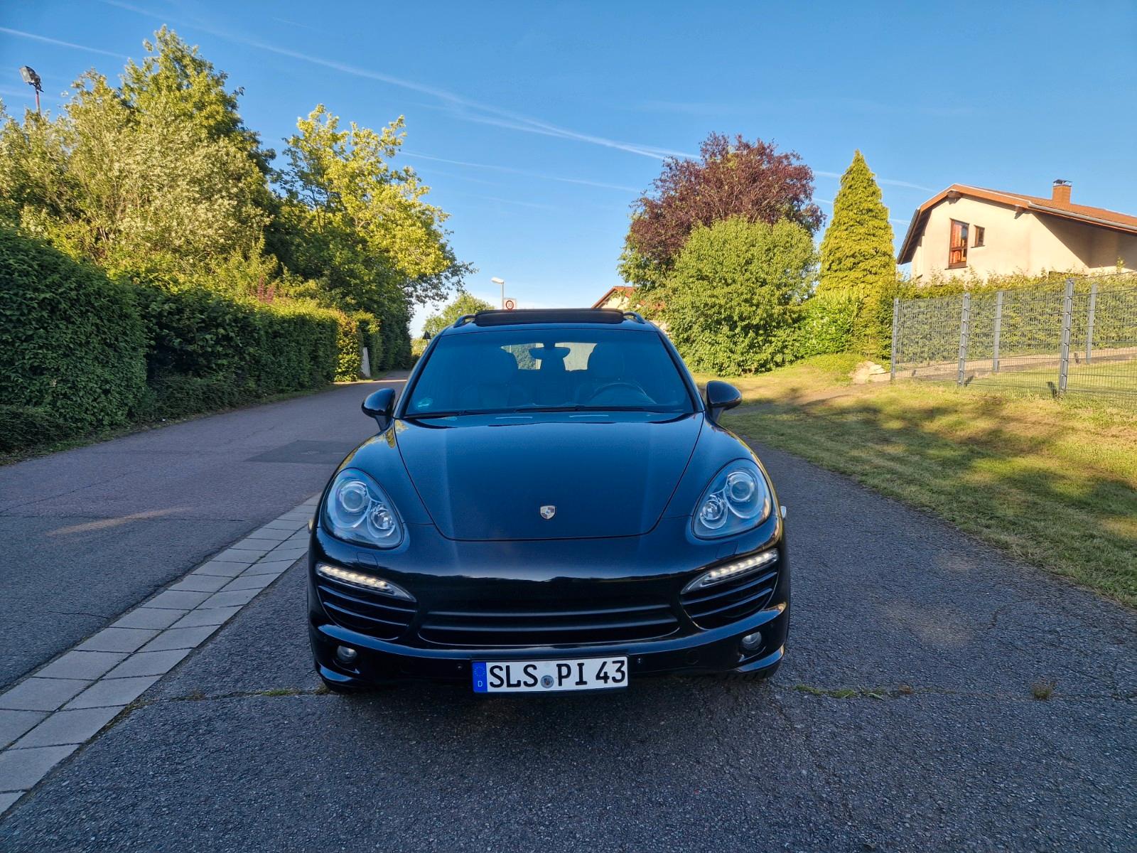 Porsche Cayenne Diesel(Chrono Paket)