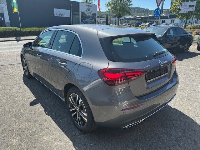 Mercedes-Benz A 180 d 2.0 Modelljahr 2025 Progressive Winter-P foto 4