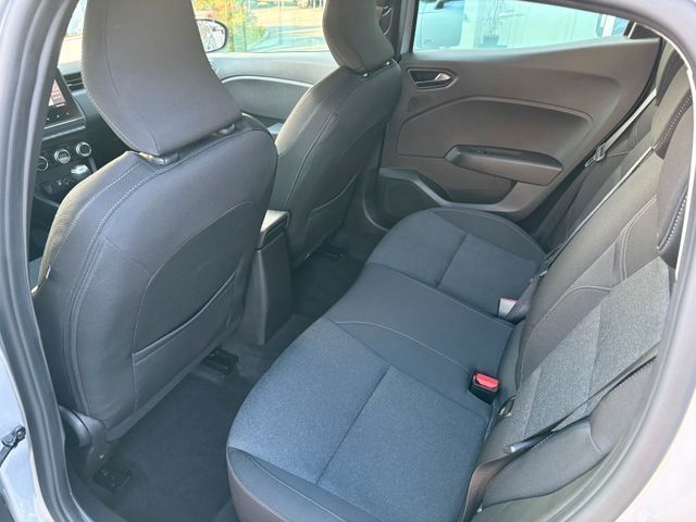 RENAULT Clio - Bild 9