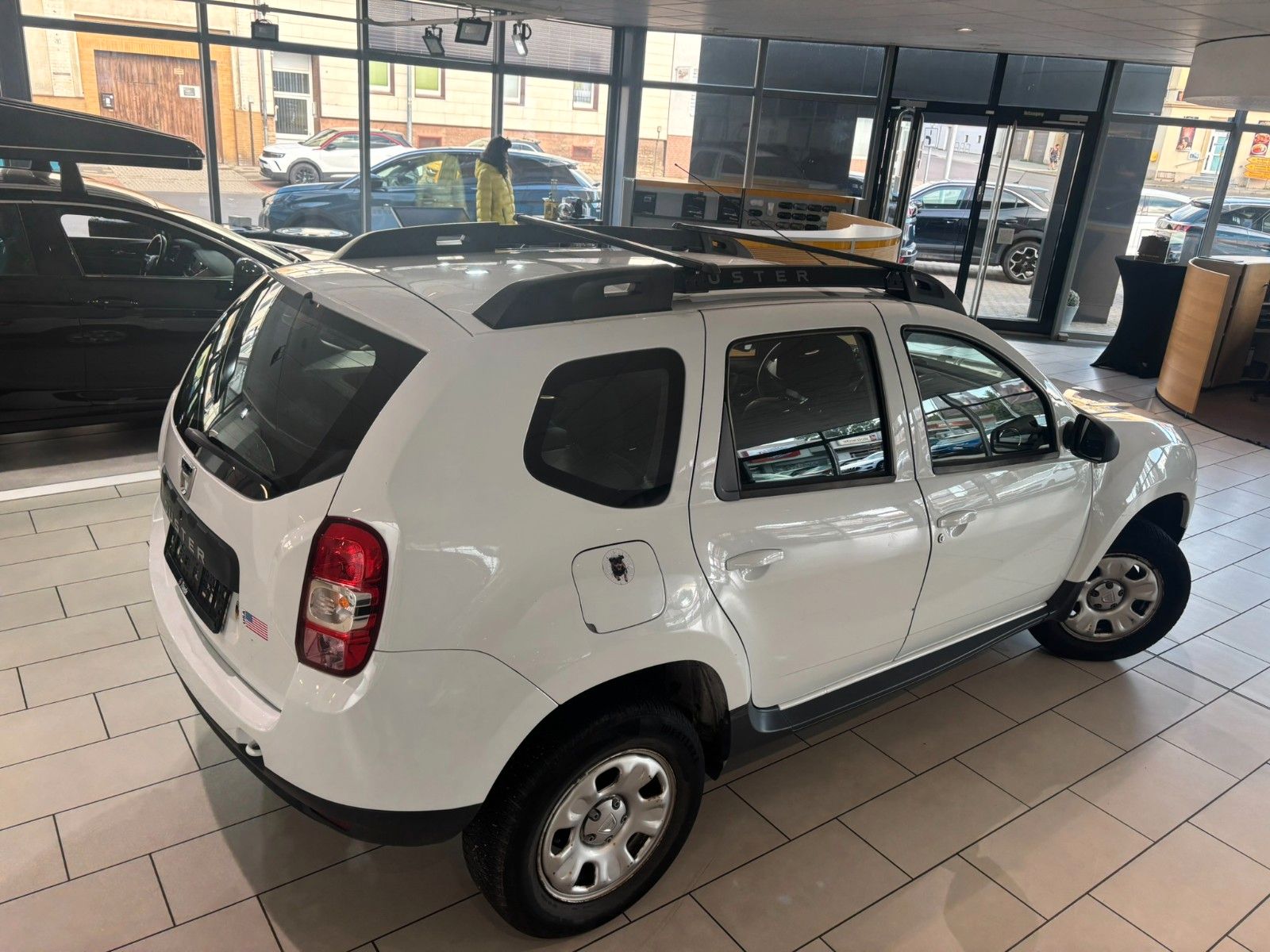 Fahrzeugabbildung Dacia Duster 1.2 92KW 2WD NAVI/ALLWETTER/5-GANG