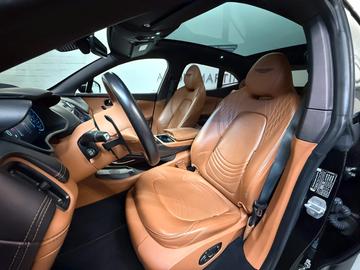 صورة مصغرة 16 لـ 2022 Aston Martin DBX